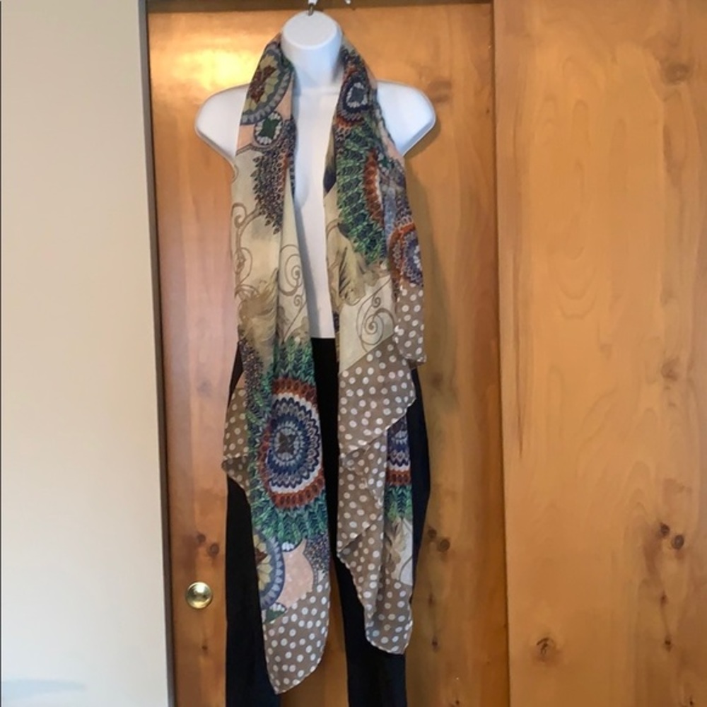 Lightweight pattered large oblong scarf